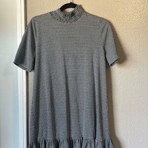 Zara checkered dress size medium